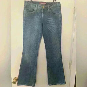 Levi’s 518 jeans super low, five pocket style size 9 boot cut leg
